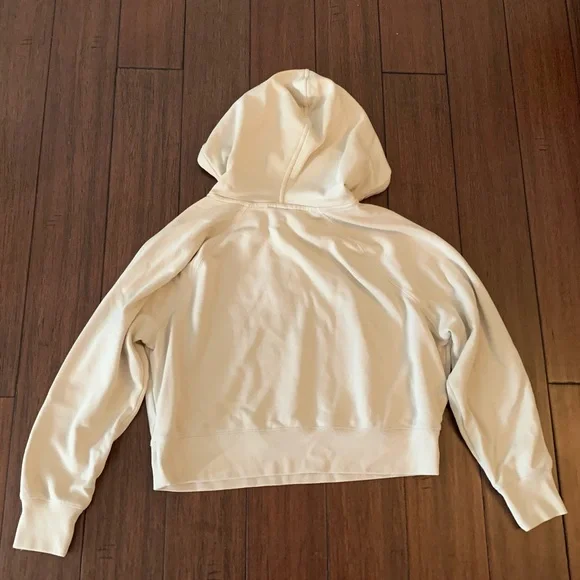 Universal Thread Cropped Hoodie - Picture 3 of 5